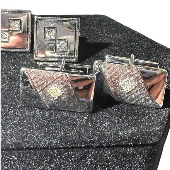 💋 4 FOR $50 / 2 SETS OF VINTAGE CUFF LINKS - Picture 4 of 5